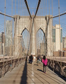 The promenade between the cables