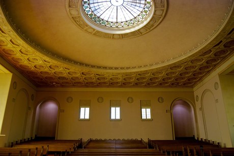 The former Christian Science sanctuary, now the reading room