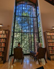 The glass wall onto the redwoods