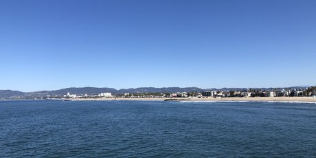 The bay and the coast seen from the water's edge